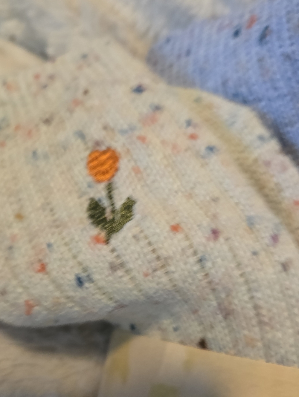 Free People Mint Green Floral Embroidered Cap With 3 Pair FP socks - Picture 5 of 9